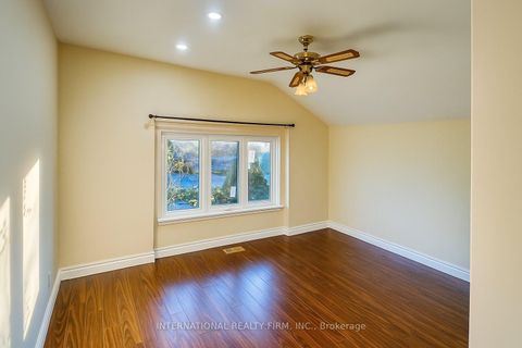 Photo 6 at 9 Benshire Drive, Woburn, Toronto