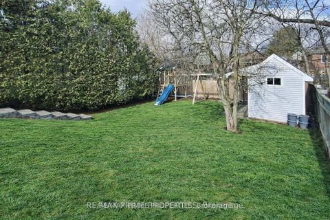 Photo 25 at 17 Tardree Place, Maryvale, Toronto