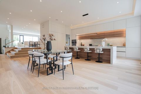 Photo 17 at 207 Newton Drive, Newtonbrook East, Toronto