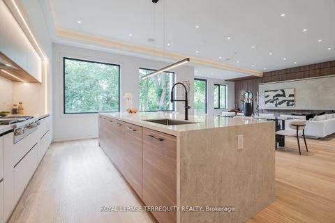 Photo 20 at 207 Newton Drive, Newtonbrook East, Toronto