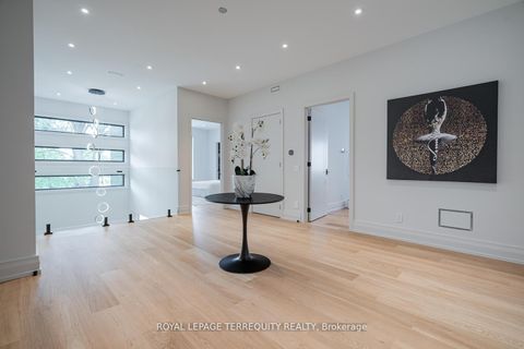 Photo 25 at 207 Newton Drive, Newtonbrook East, Toronto