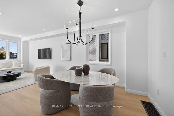 Photo 7 at 29 Kingfisher Drive, Bruleville, Hamilton