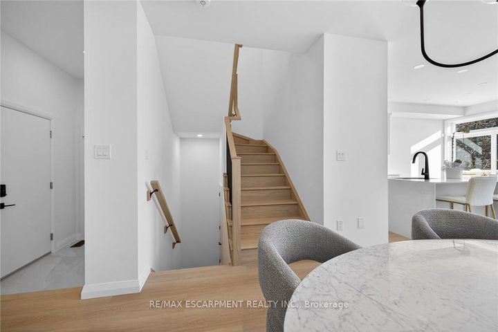 Photo 23 at 29 Kingfisher Drive, Bruleville, Hamilton