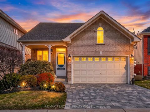 Photo 0 at 17 Marchant Circle, Schomberg, King