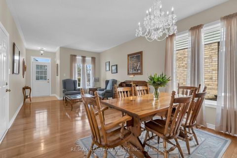 Photo 5 at 17 Marchant Circle, Schomberg, King