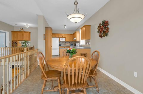 Photo 13 at 17 Marchant Circle, Schomberg, King