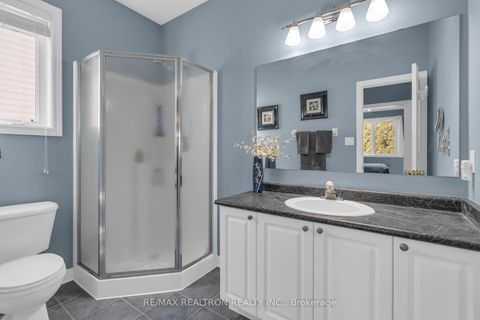 Photo 17 at 17 Marchant Circle, Schomberg, King