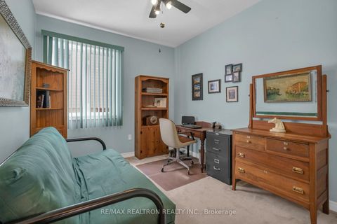 Photo 18 at 17 Marchant Circle, Schomberg, King