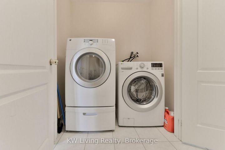 Photo 6 at 10373 Woodbine Avenue E, Cathedraltown, Markham