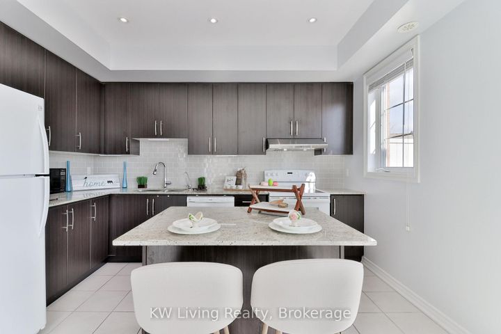 Photo 21 at 10373 Woodbine Avenue E, Cathedraltown, Markham