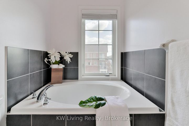 Photo 41 at 10373 Woodbine Avenue E, Cathedraltown, Markham