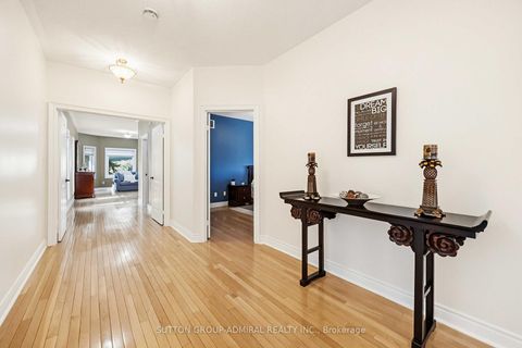 Photo 13 at 71 Glacier Court, Rural Vaughan, Vaughan