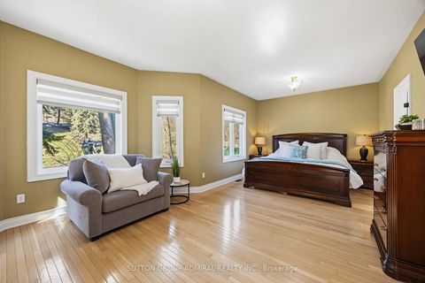 Photo 14 at 71 Glacier Court, Rural Vaughan, Vaughan