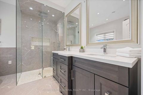 Photo 15 at 71 Glacier Court, Rural Vaughan, Vaughan