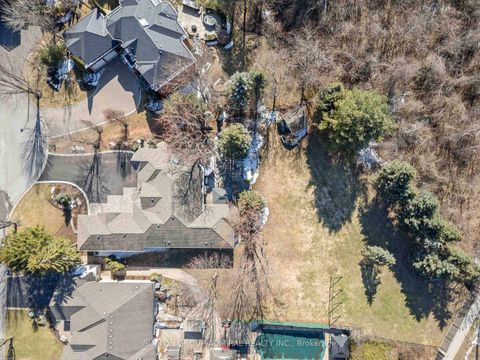 Photo 30 at 71 Glacier Court, Rural Vaughan, Vaughan