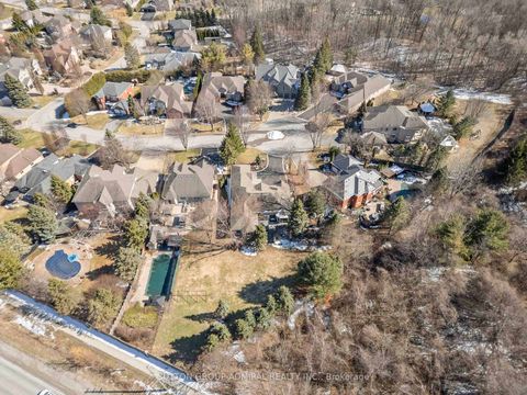 Photo 32 at 71 Glacier Court, Rural Vaughan, Vaughan