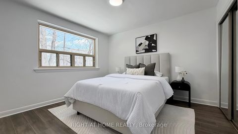 Photo 21 at 33 Sanderling Place, Don Mills, Toronto