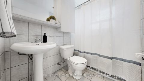 Photo 24 at 33 Sanderling Place, Don Mills, Toronto