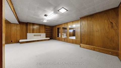 Photo 26 at 33 Sanderling Place, Don Mills, Toronto