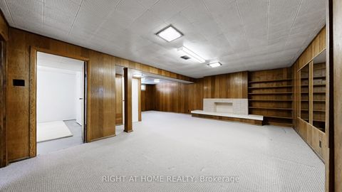 Photo 28 at 33 Sanderling Place, Don Mills, Toronto