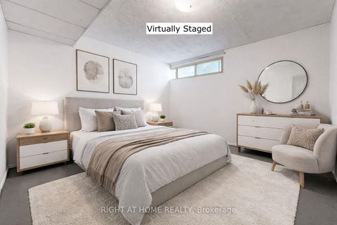 Photo 36 at 33 Sanderling Place, Don Mills, Toronto