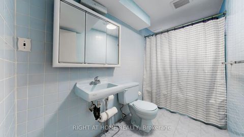 Photo 39 at 33 Sanderling Place, Don Mills, Toronto