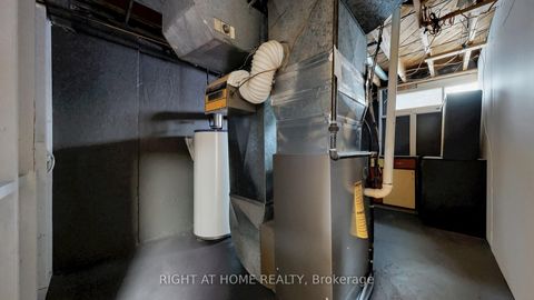 Photo 44 at 33 Sanderling Place, Don Mills, Toronto