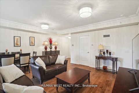 Photo 2 at 405 - 9255 Jane Street, Maple, Vaughan