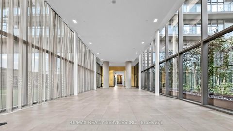 Photo 4 at 511 - 105 The Queensway Avenue, Swansea, Toronto