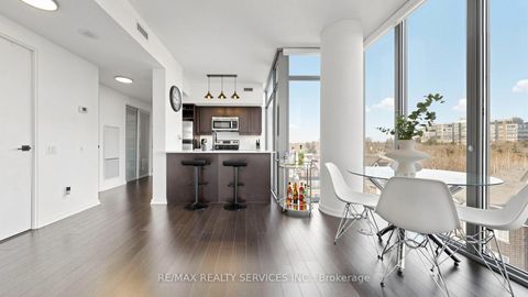 Photo 10 at 511 - 105 The Queensway Avenue, Swansea, Toronto