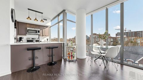 Photo 11 at 511 - 105 The Queensway Avenue, Swansea, Toronto