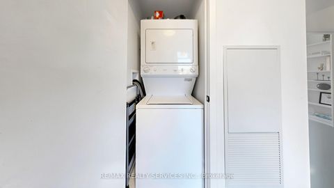 Photo 25 at 511 - 105 The Queensway Avenue, Swansea, Toronto