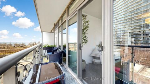 Photo 29 at 511 - 105 The Queensway Avenue, Swansea, Toronto