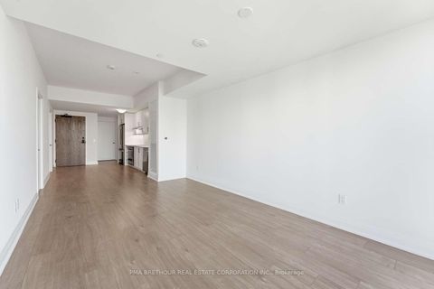 Photo 5 at 1811 - 1035 Southdown Road, Clarkson, Mississauga