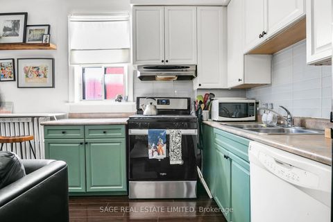 Photo 7 at 65 Lakeview Avenue, Bellwoods, Toronto