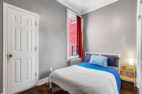 Photo 13 at 65 Lakeview Avenue, Bellwoods, Toronto