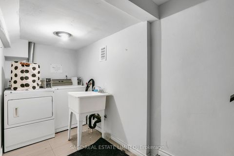 Photo 22 at 65 Lakeview Avenue, Bellwoods, Toronto