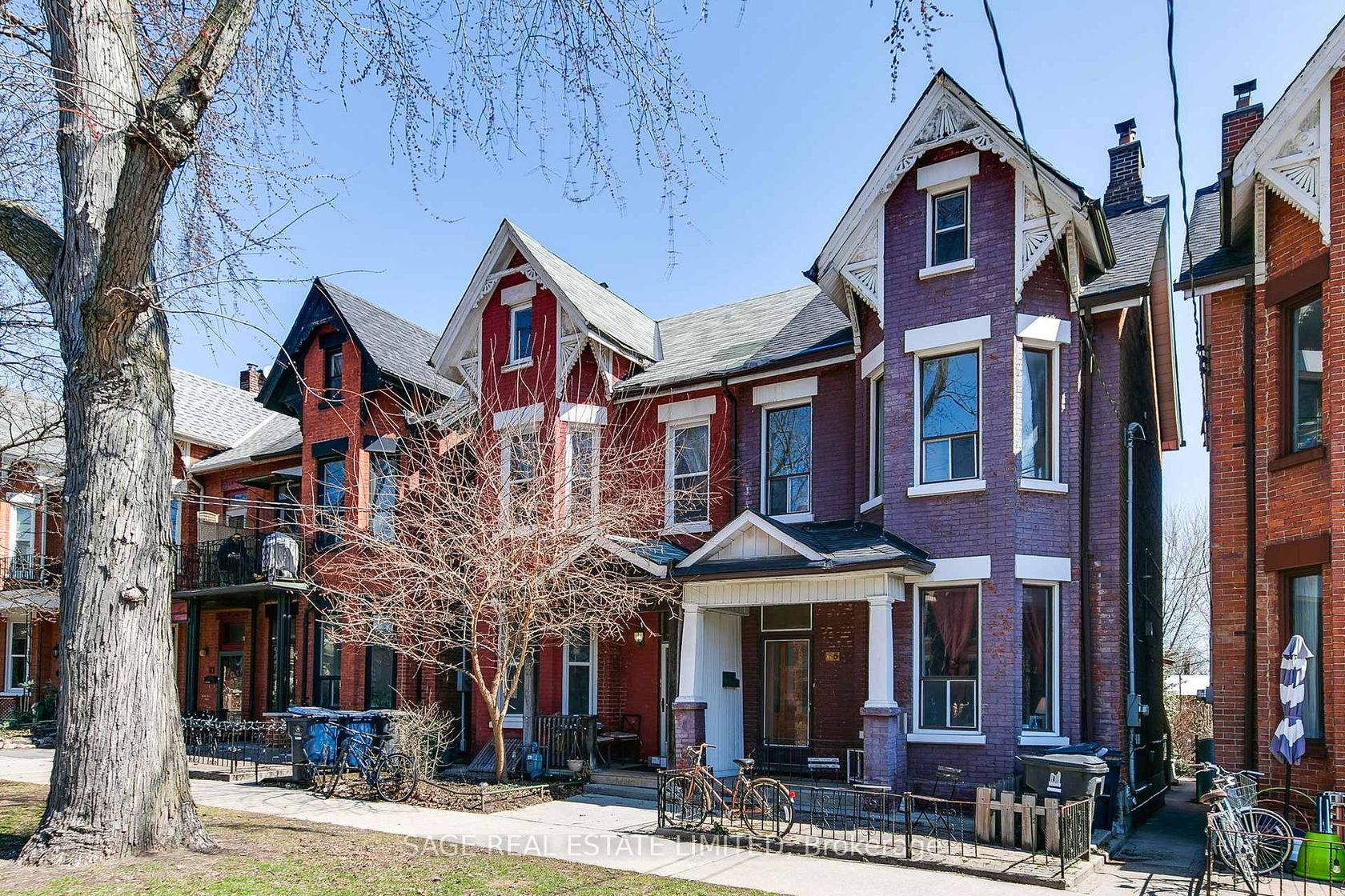 65 Lakeview Avenue, Bellwoods, Toronto 