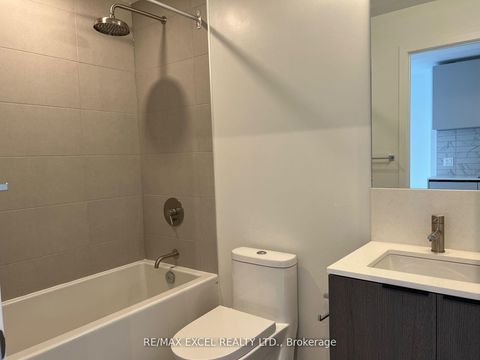 Photo 3 at 4910 - 55 mercer Street, Waterfront Communities C1, Toronto