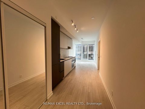 Photo 6 at 4910 - 55 mercer Street, Waterfront Communities C1, Toronto