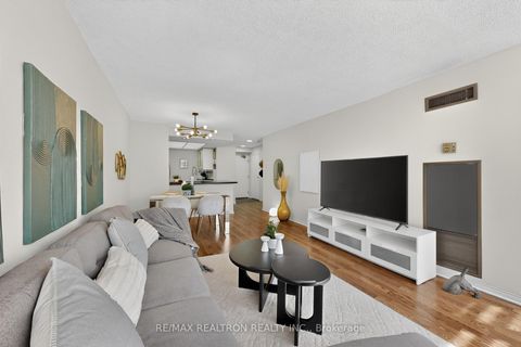 Photo 3 at 410 - 5765 Yonge Street, Newtonbrook East, Toronto