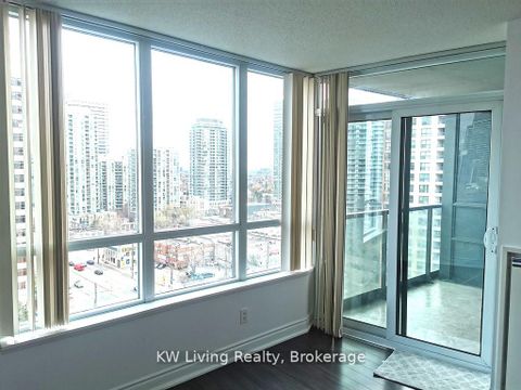 Photo 10 at 1502 - 15 Greenview Avenue, Newtonbrook West, Toronto