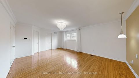 Photo 14 at 47 Edenbridge Drive, Beverley Glen, Vaughan