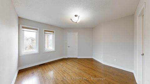 Photo 21 at 47 Edenbridge Drive, Beverley Glen, Vaughan