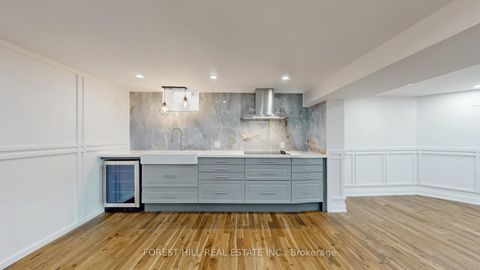 Photo 25 at 47 Edenbridge Drive, Beverley Glen, Vaughan