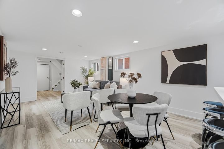 Photo 31 at 6 Bonnyview Drive, Queensway, Toronto