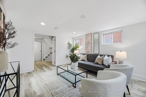 Photo 29 at 6 Bonnyview Drive, Queensway, Toronto