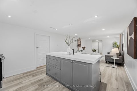 Photo 37 at 6 Bonnyview Drive, Queensway, Toronto