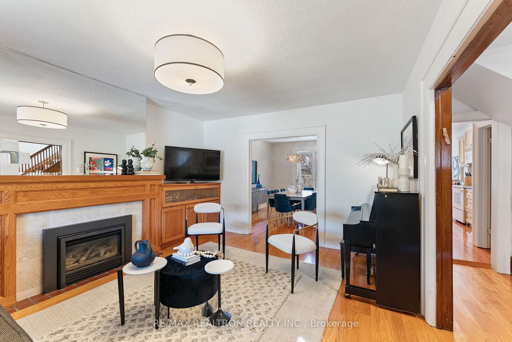 105 Springmount Avenue, Davenport, Toronto by Loree Meneguzzi Real Estate 105 Springmount Avenue, Davenport, Toronto