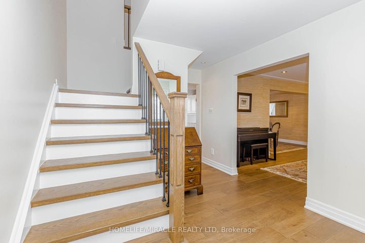 Photo 4 at 253 McCraney Street W, CP College Park, Oakville